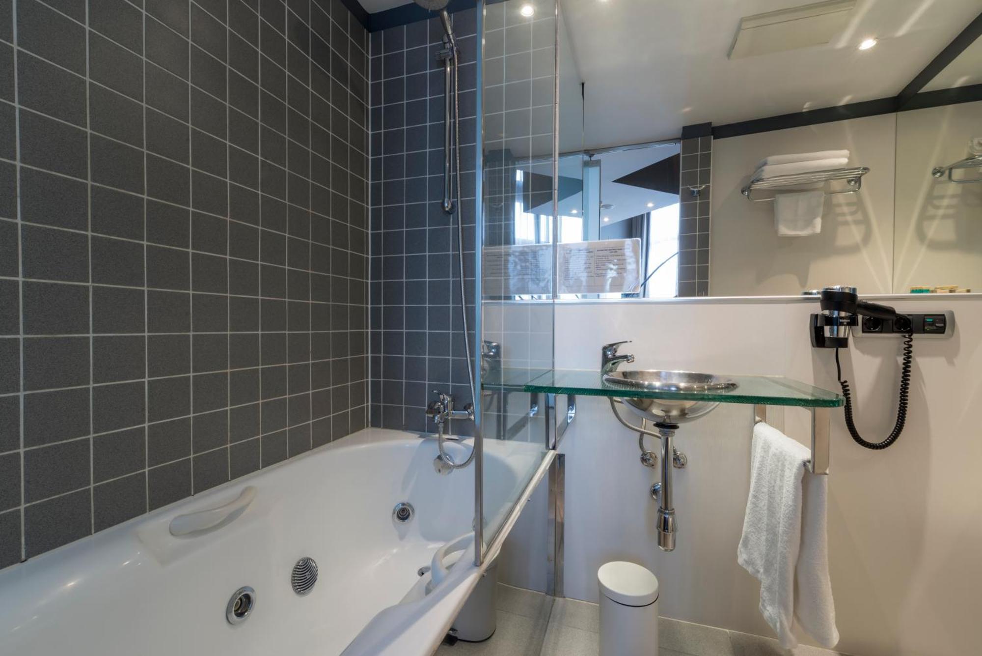Duplex Premium Room