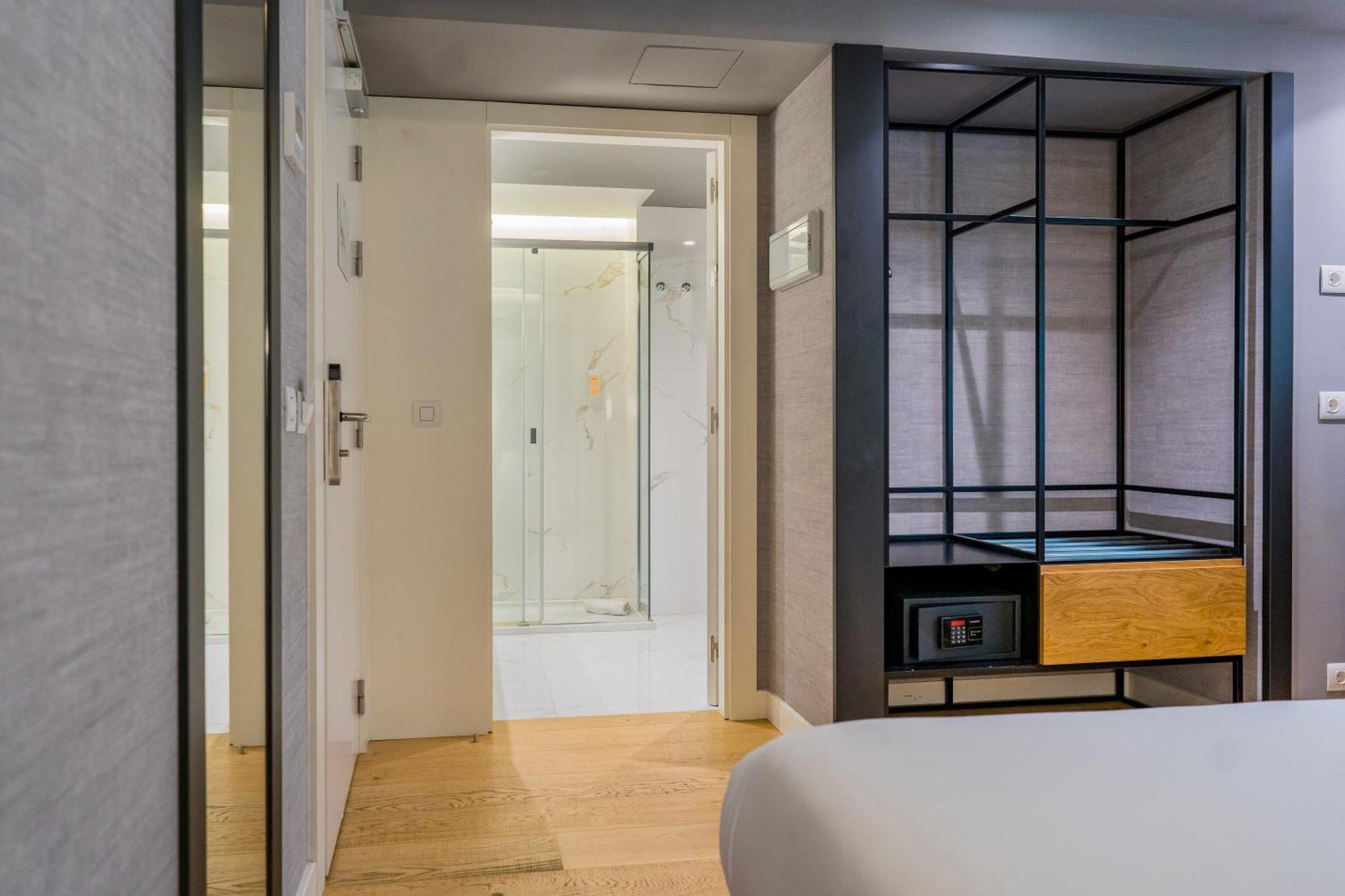 Single Room,1627202223:JPEG