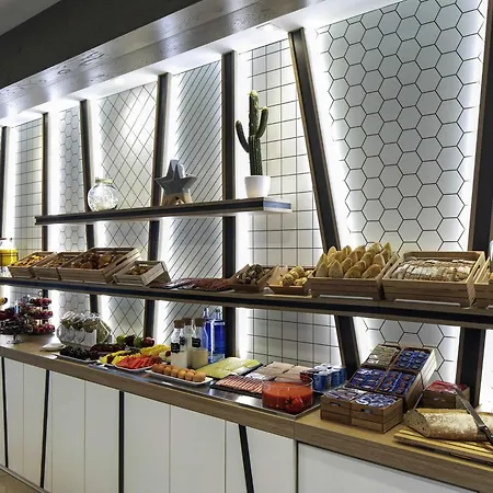 Ibis Styles A Coruna-2